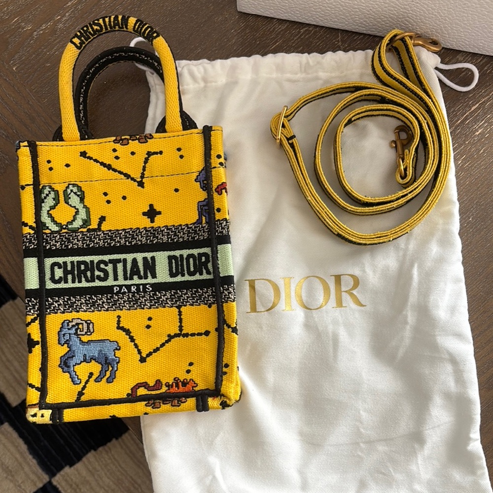 Dior Yellow Crossbody Bag - Picture 2 of 9